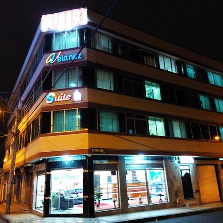 Hotel Velanez Suite Riobamba Kültér fotó