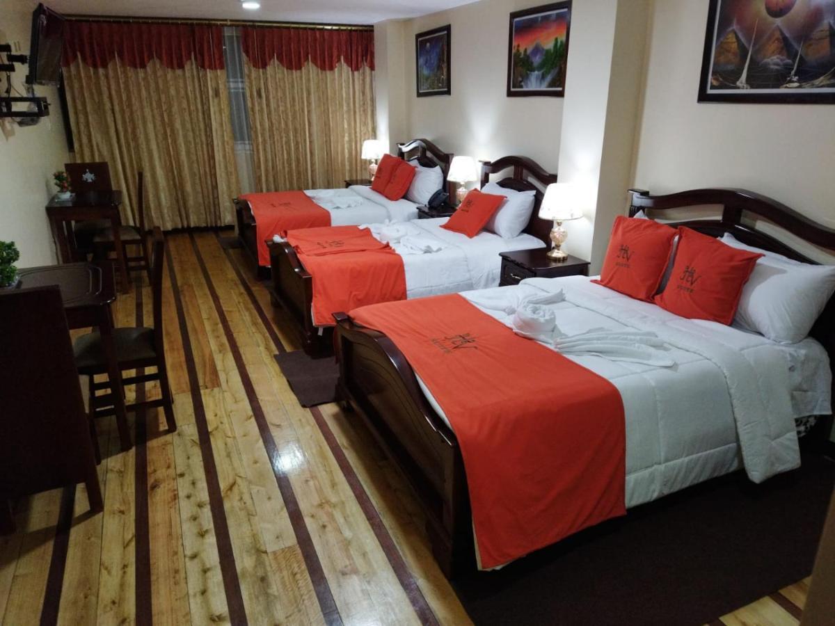 Hotel Velanez Suite Riobamba Kültér fotó