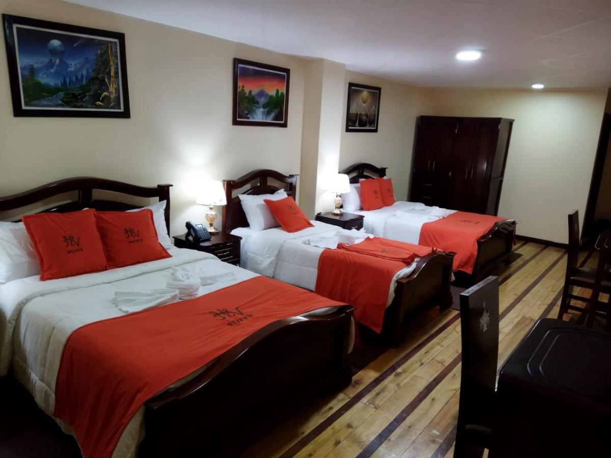 Hotel Velanez Suite Riobamba Kültér fotó