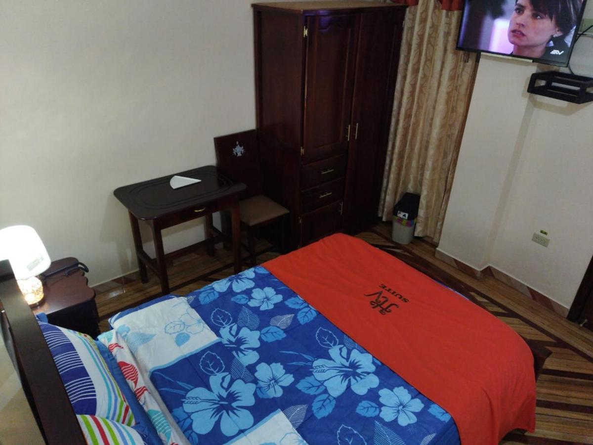 Hotel Velanez Suite Riobamba Kültér fotó